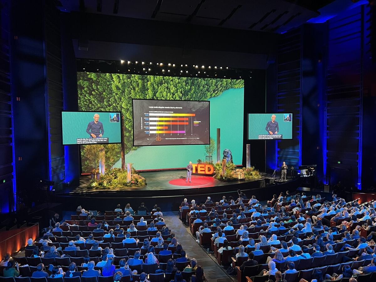 Johan Rockstrom (Director, Potsdam Institute for Climate Impact Research): "We earth system scientists and climate scientists are getting seriously nervous."